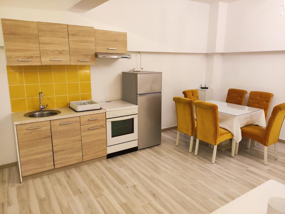 Superior Chic Family Apartment Калампака Экстерьер фото